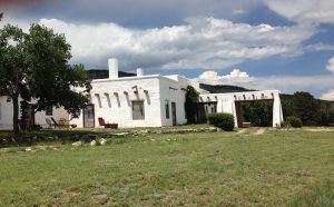Casa del Gavilan near Cimarron, New Mexico