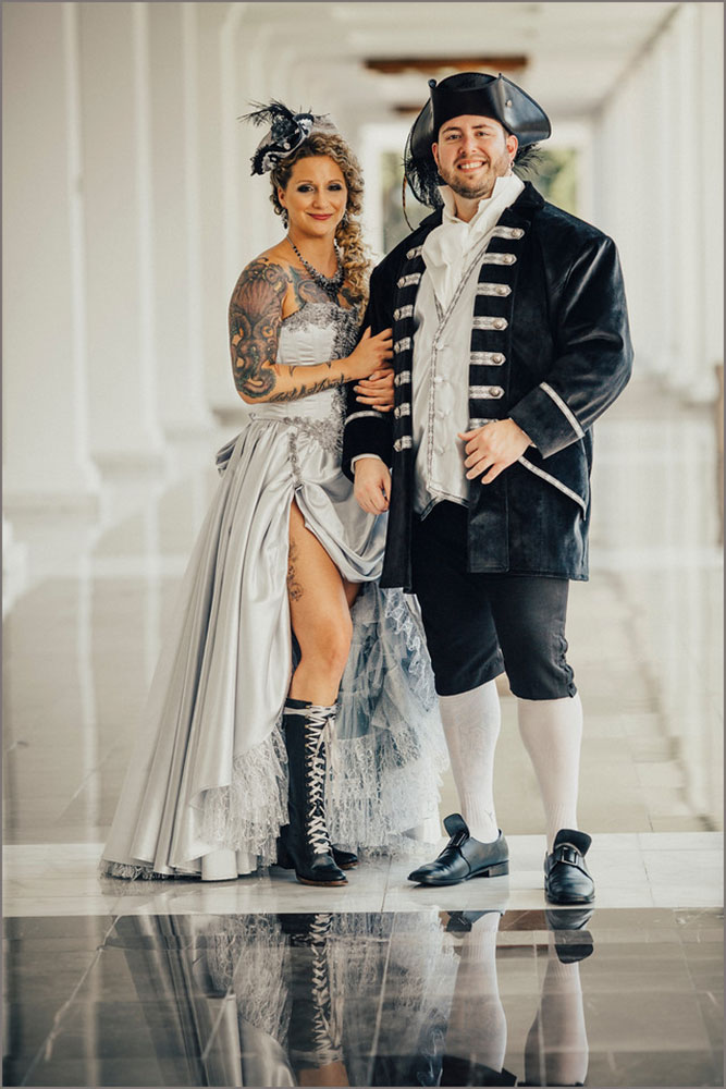 A person and person posing for a picture
Description automatically generated with medium confidence